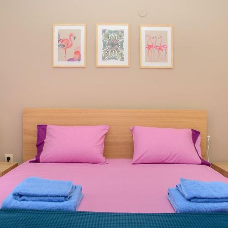 Fully Renovated And Relaxing Apartment Atenas Exterior foto